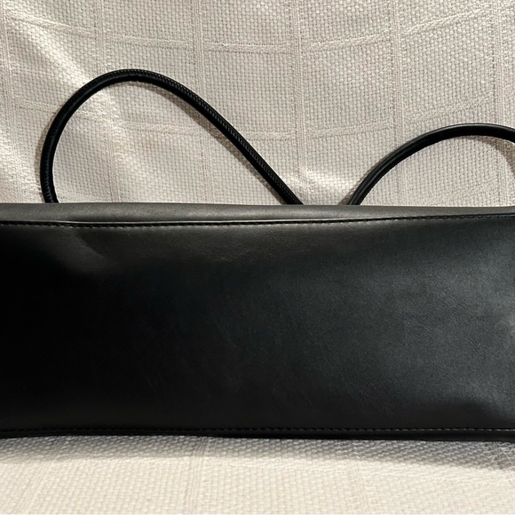 A New Day Black Shoulder Bag with Structured Design - Picture 12 of 12